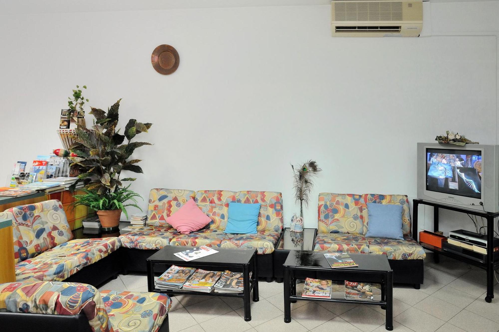 Hotel Lidia Alba Adriatica Exterior photo