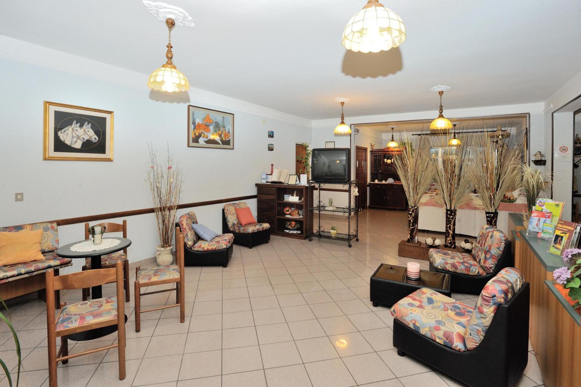 Hotel Lidia Alba Adriatica Exterior photo